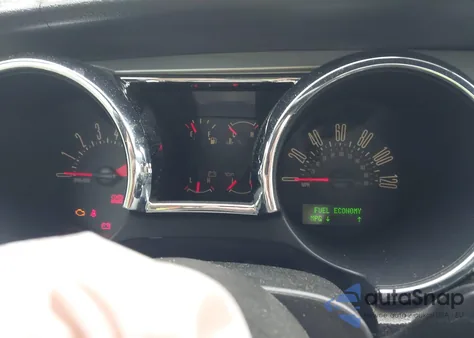 2006 Ford Mustang V6 from USA, damaged, VIN 1ZVFT84N765107125